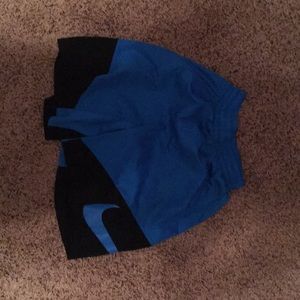 Men's basketball shorts